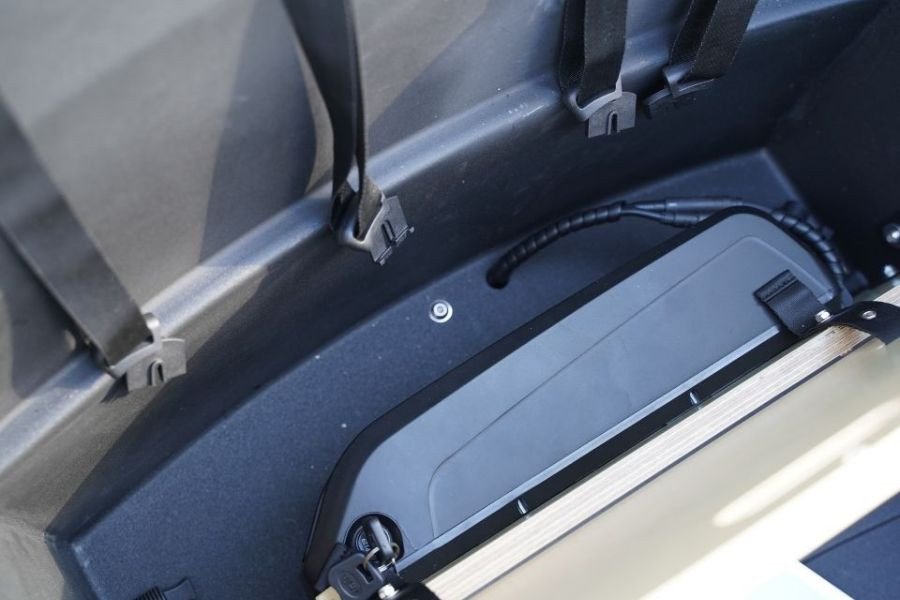 Royal Cargo Bike- 2W Premium - Wit / Zwart  - Elektrische  Bakfiets - 504 Wh