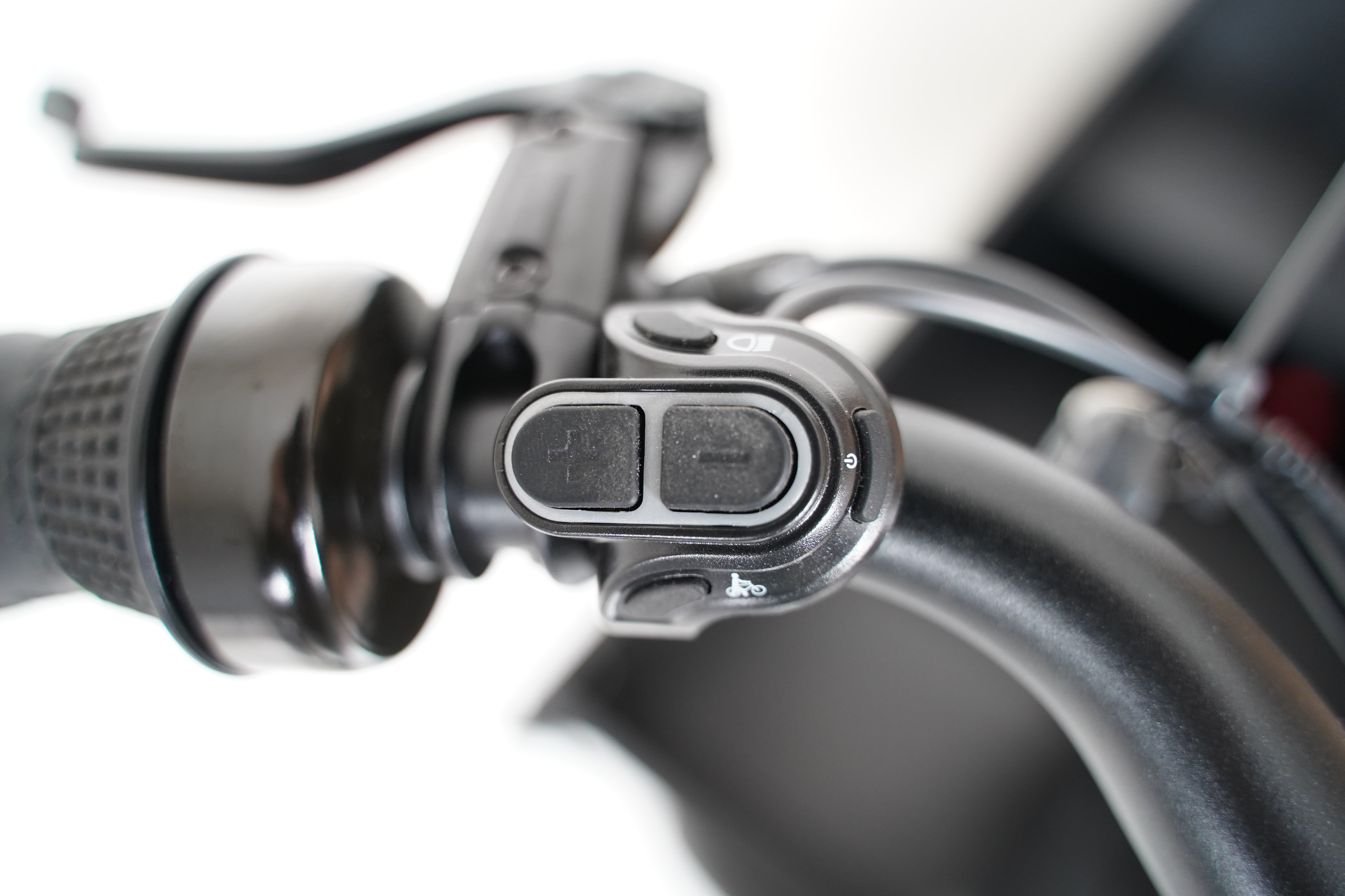 Qivelo - Ananda Twowheel - 614Wh -  Elektrische Bakfiets - Mat Zwart